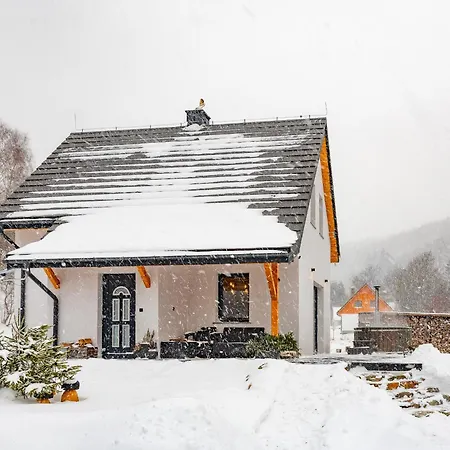 Luisowka - Majestatyczny Z Jacuzzi Feriehus