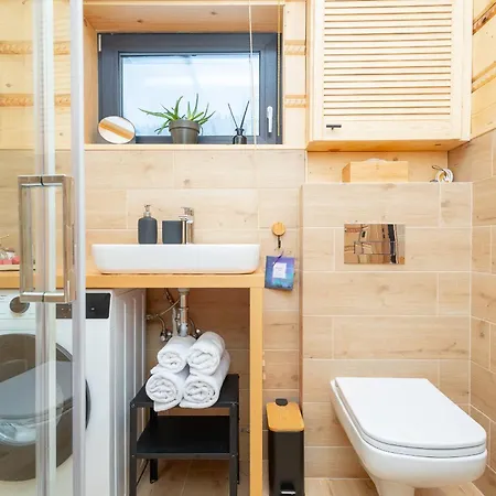 Luisowka - Majestatyczny Z Jacuzzi Feriehus Stronie Śląskie