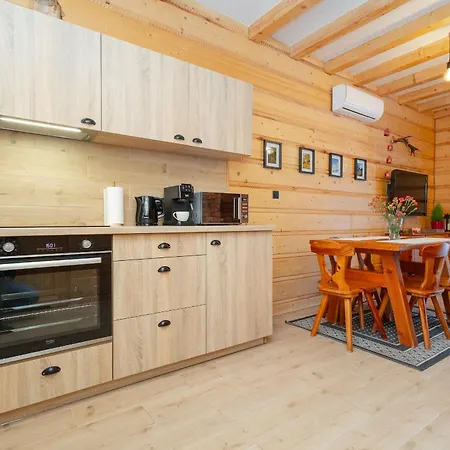 Feriehus Luisowka - Majestatyczny Z Jacuzzi